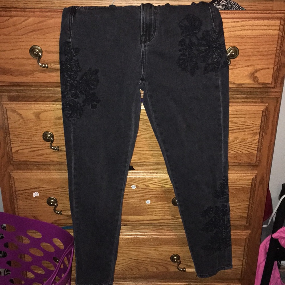American Eagle Mom Jeans